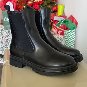Lug Sole Chelsea Boot